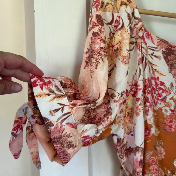 LC Lauren Conrad Button Down Tie Sleeve Square Neck Quilt Patch Floral Blouse - Picture 5 of 16